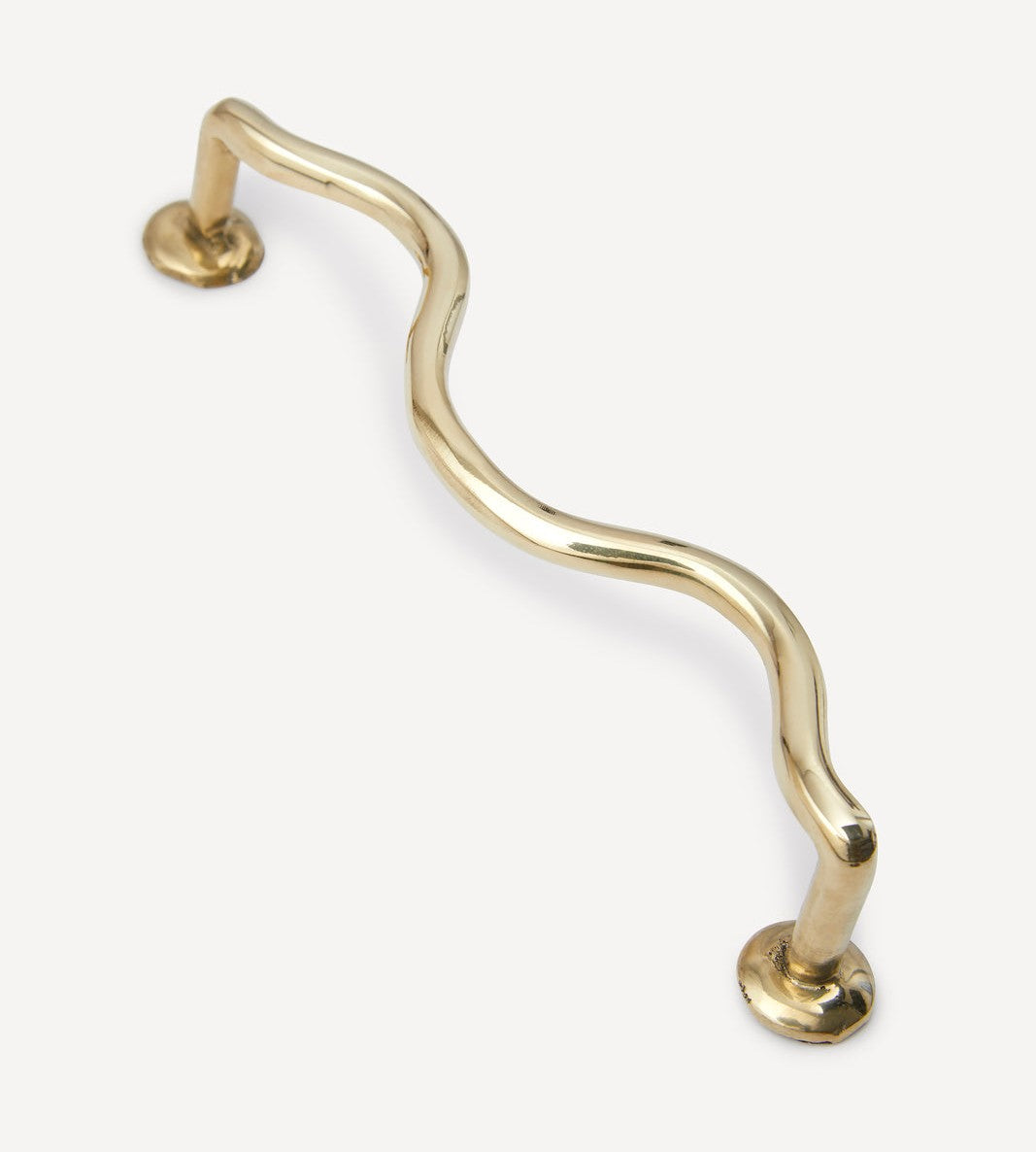 Brass wiggle handle